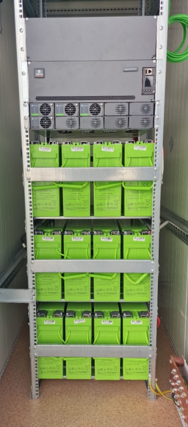 385x872-Felix CS image.jpg