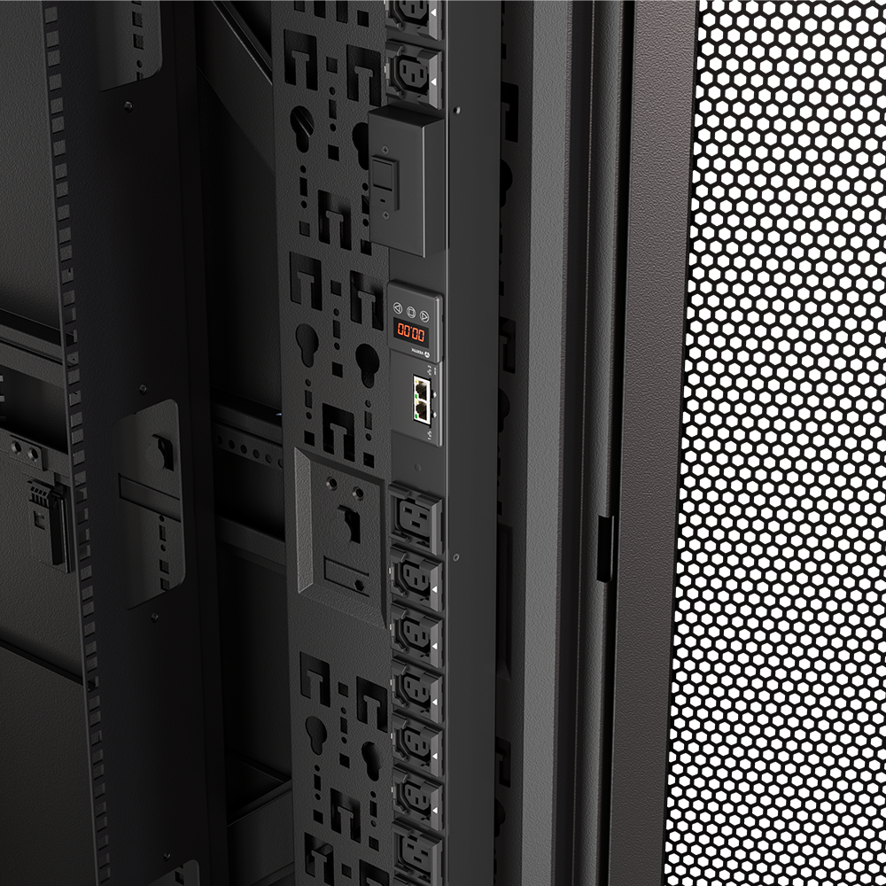 Vertiv™ PowerGo Basic, Monitored and Switched rack PDU Image